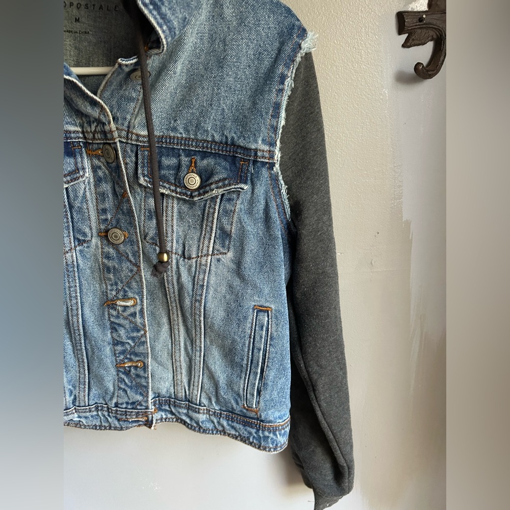 Aeropostale Women’s Denim Hybrid Jacket with Hood - Picture 5 of 9